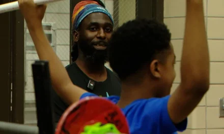 Olympian Kendrick Farris brings weightlifting camp to LSUS
